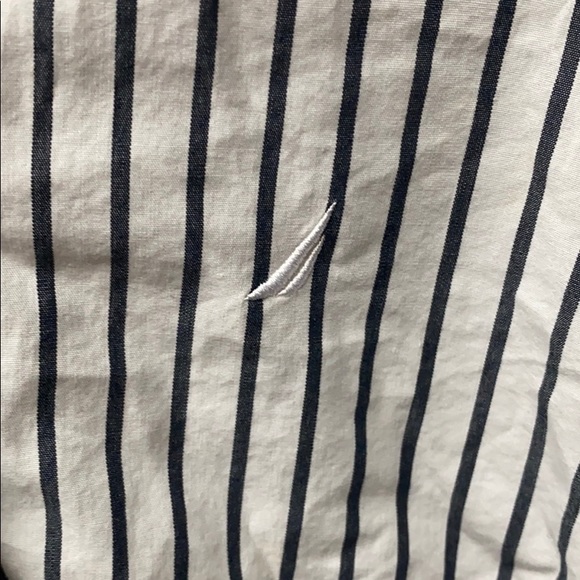 Nautica women’s button down shirt S - Picture 6 of 8